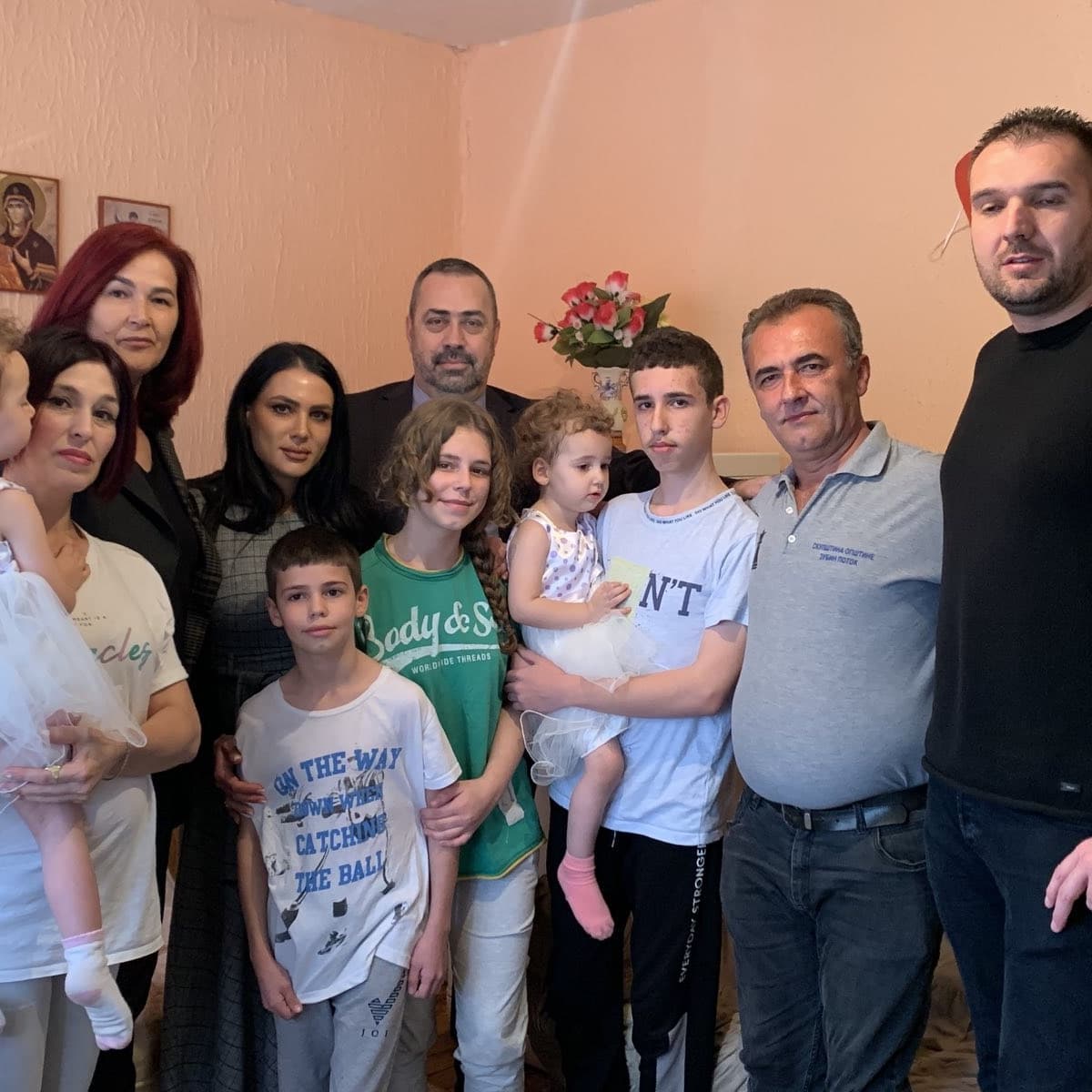 Посета директорке Фондације „За српски народ и државу“ Бојане Радаковић Косову и Метохији 1 271388637 438374574437342 558778836175670724 n