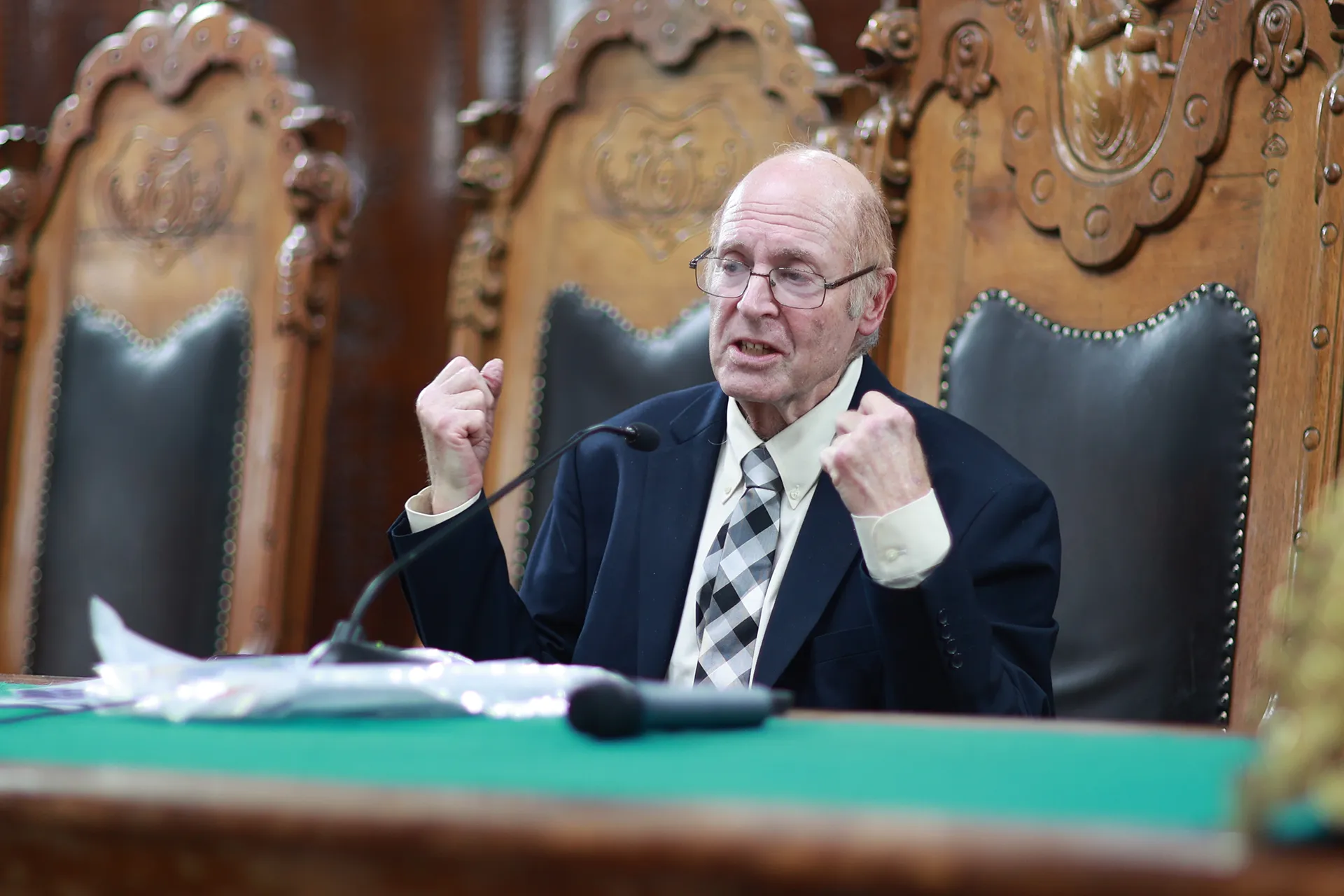 Проф. др Гидеон Грајф одржао студентима предавања о Јасеновцу 3 DVLN3904 2