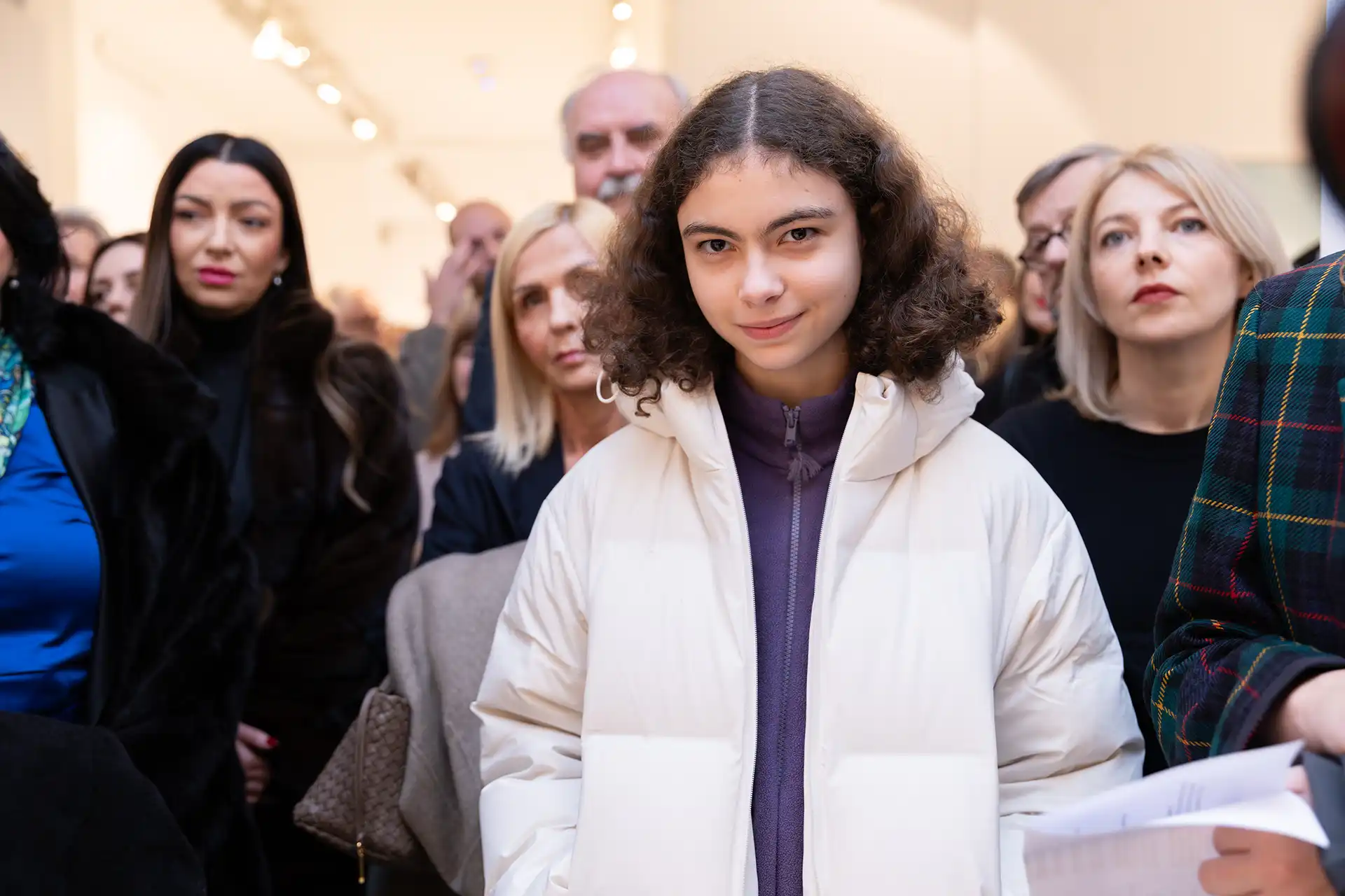 УМЕТНОСТ КОЈА ПРЕМАШУЈЕ ГРАНИЦЕ И ВРЕМЕ: Свечано отворена прва ретроспективна изложба Дада Ђурића у Београду 6 VLA 5888 Enhanced NR