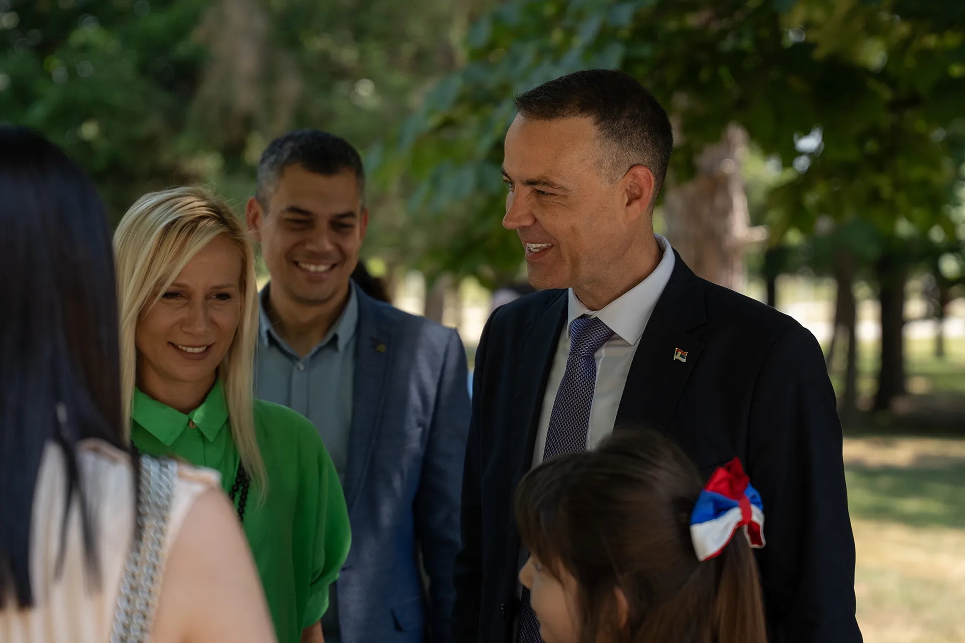 Спомен-плоча са текстом Добрице Ћосића положена на Слободишту у Крушевцу у знак сећања на преко 700 стрељаних Срба, Јевреја и Рома у Другом светском рату 8 700 nevino streljanih Srba