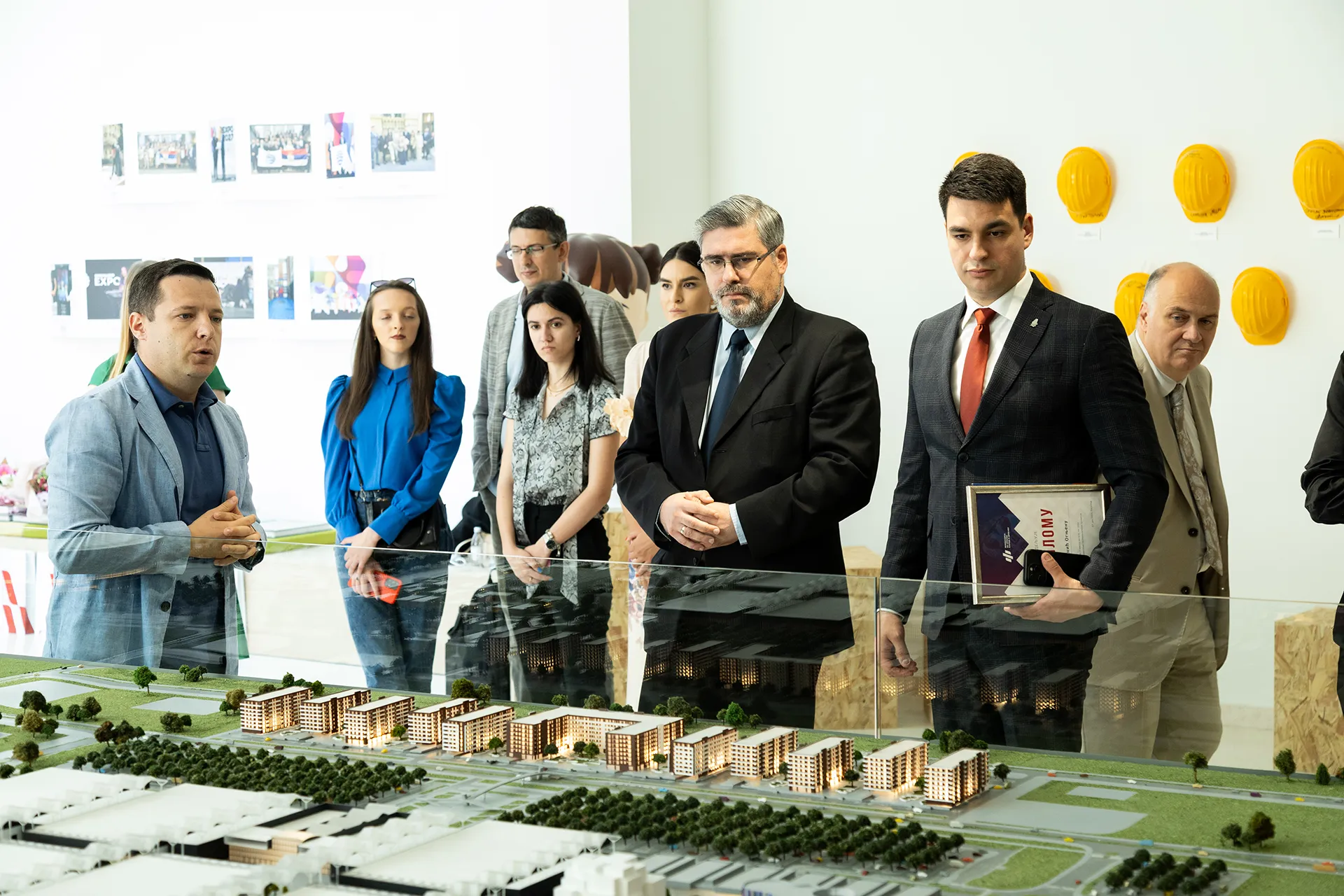 Млади креатори будућности: Студенти награђени за есеје о Србији и свету 2 mladi kreatori buducnosti